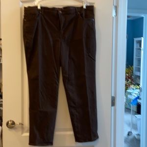 Brown Gloria Vanderbilt Amanda jeans size 20 short